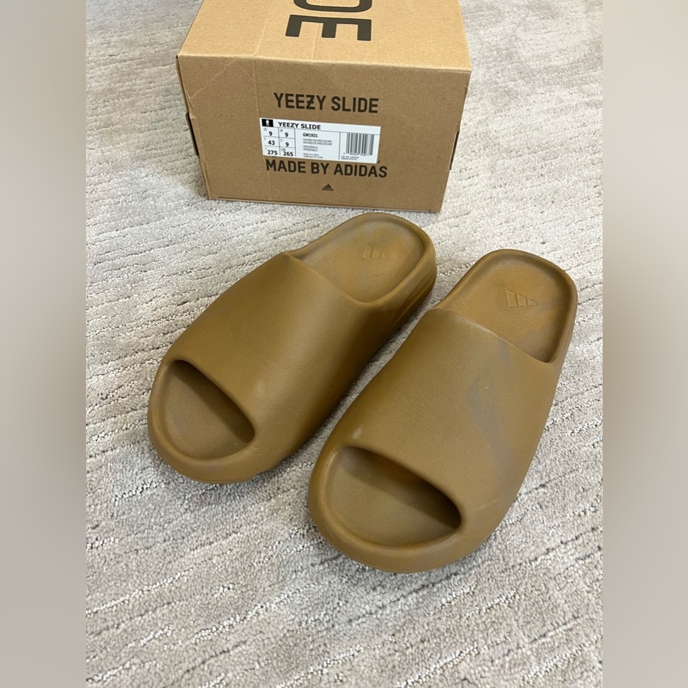 Yeezy Slide - Ochre 9
